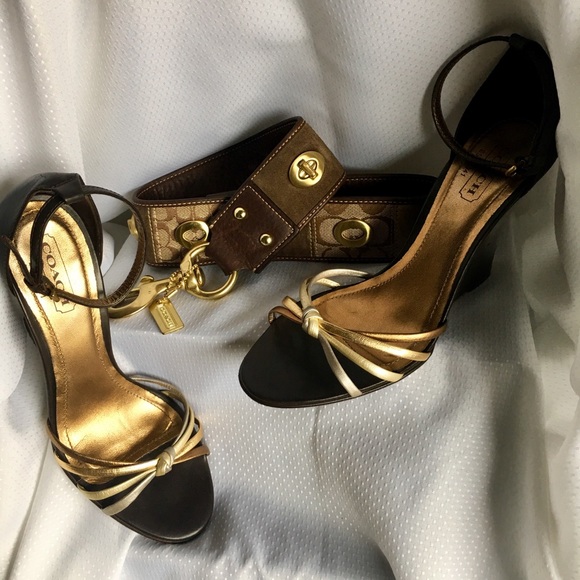 Women’s Coach wedges. - Picture 3 of 7